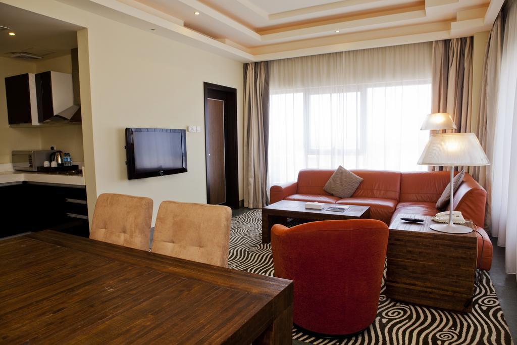 Al Raya Suites Hotel Manama Dış mekan fotoğraf