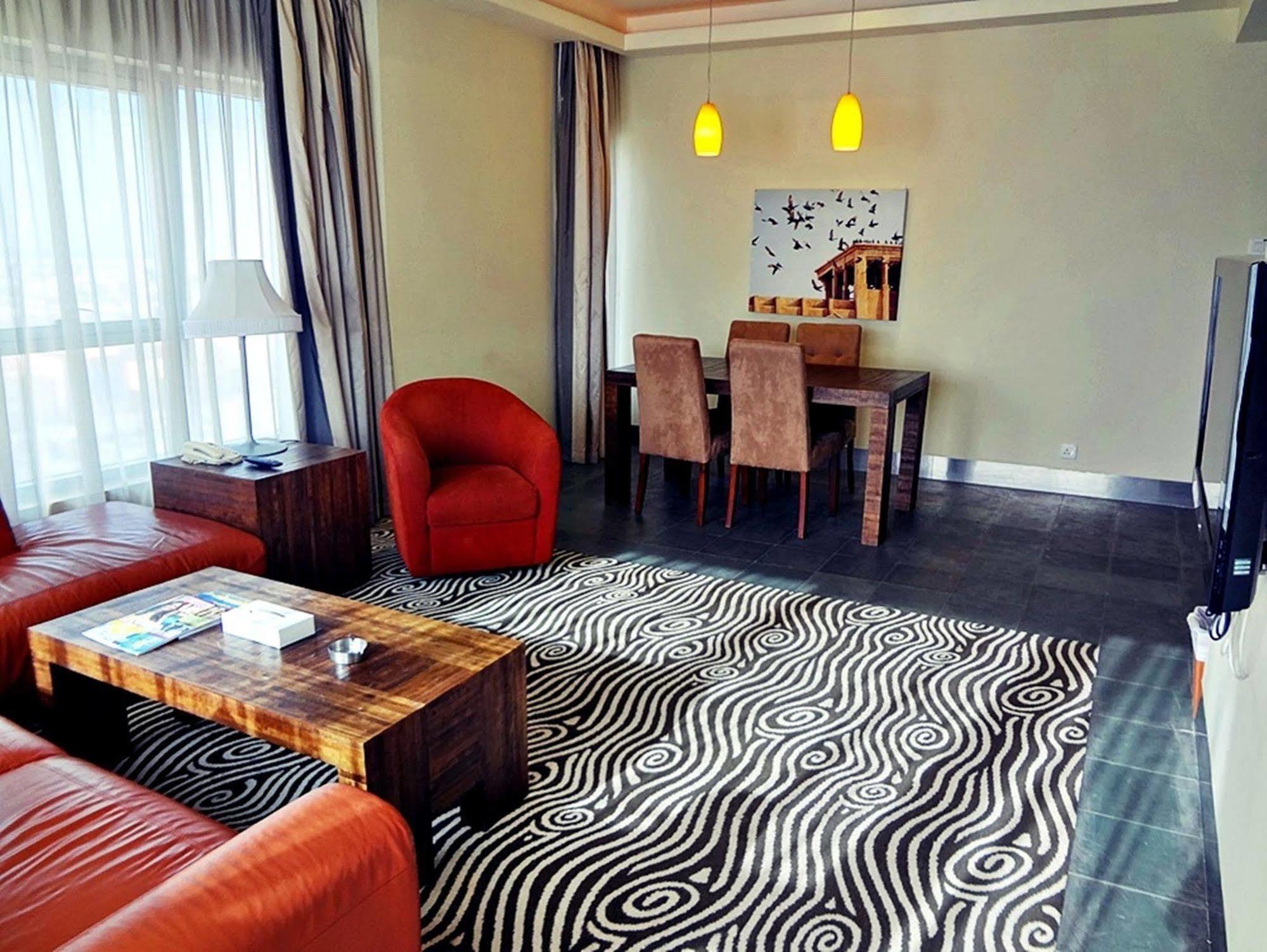 Al Raya Suites Hotel Manama Dış mekan fotoğraf