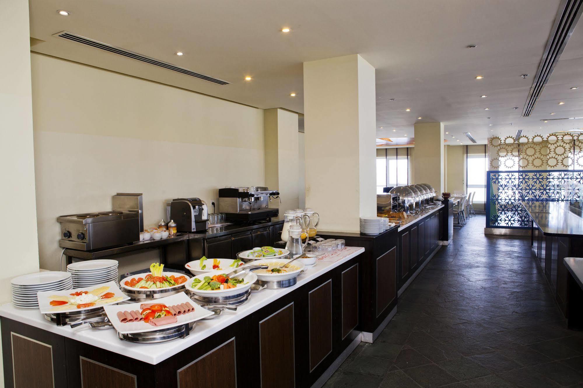 Al Raya Suites Hotel Manama Dış mekan fotoğraf